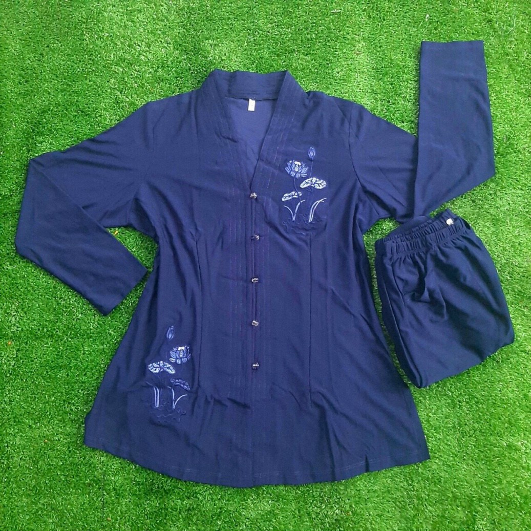 Bà lai tim nút nhựa thun (xanh đen)